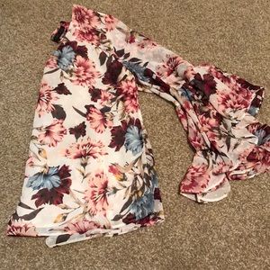 Floral, Loose Top!